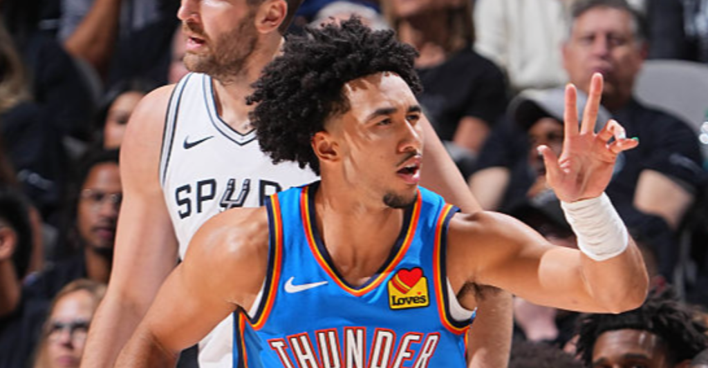 麦凯恩谈NBA首秀:享受比赛是首要目标